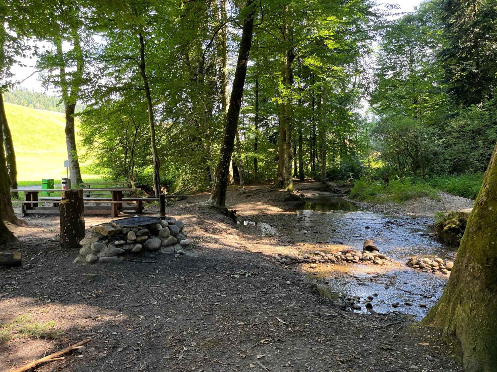Ferienwohnung Auf Bauernhof Mit Hotpot Und Sauna Sumiswald Zewnętrze zdjęcie