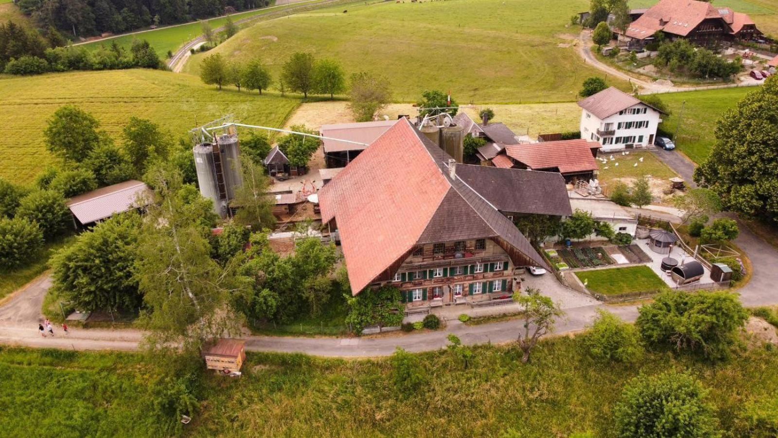Ferienwohnung Auf Bauernhof Mit Hotpot Und Sauna Sumiswald Zewnętrze zdjęcie